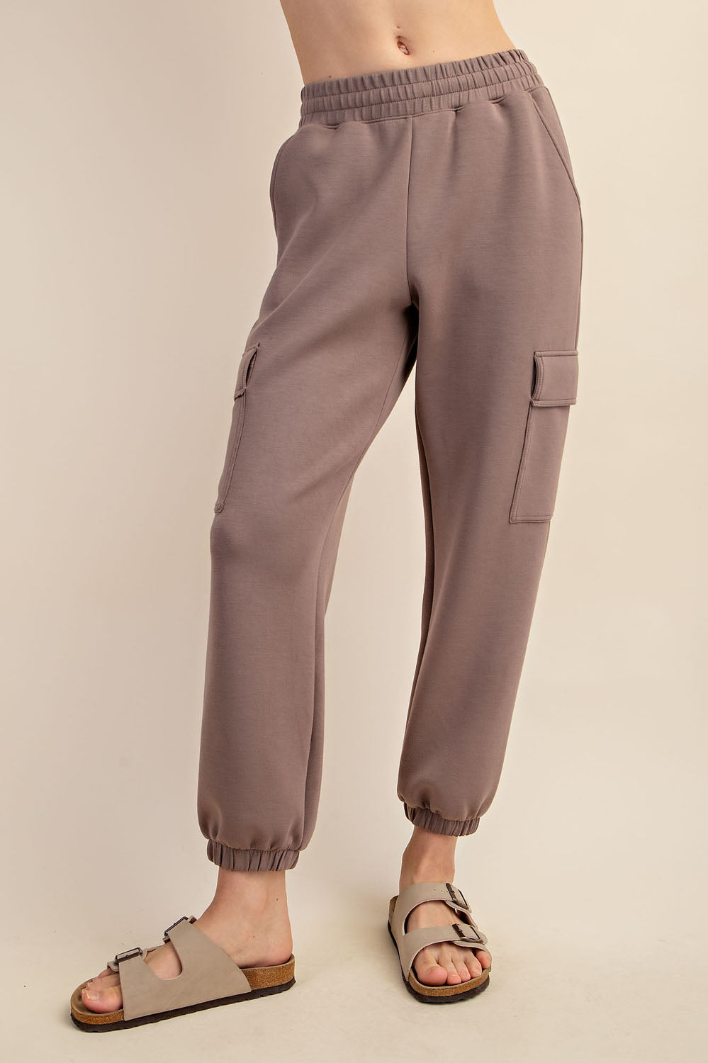 Take the Trip Scuba Cargo Jogger Pant in Mocha