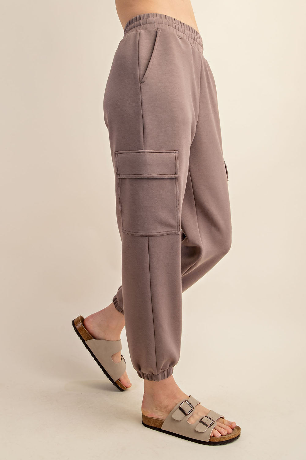 Take the Trip Scuba Cargo Jogger Pant in Mocha