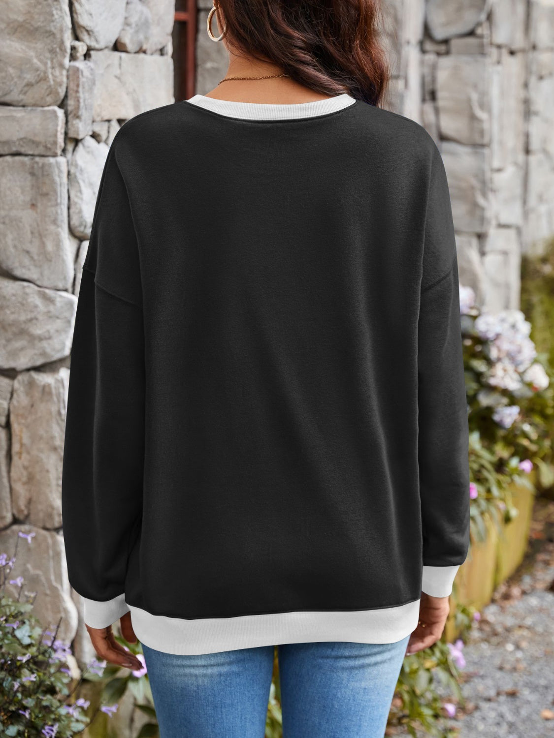 Vintage Vibes Contrast Round Neck Long Sleeve Top